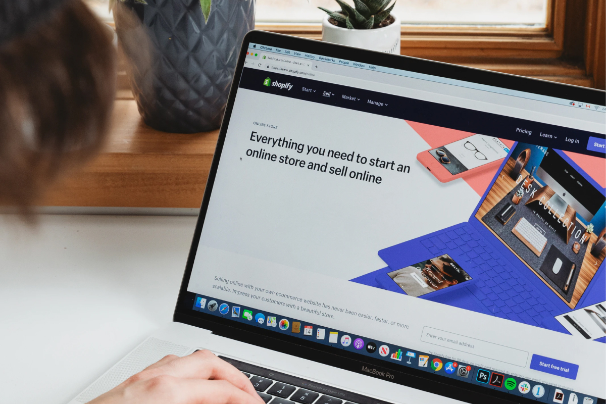 shopify建站成本